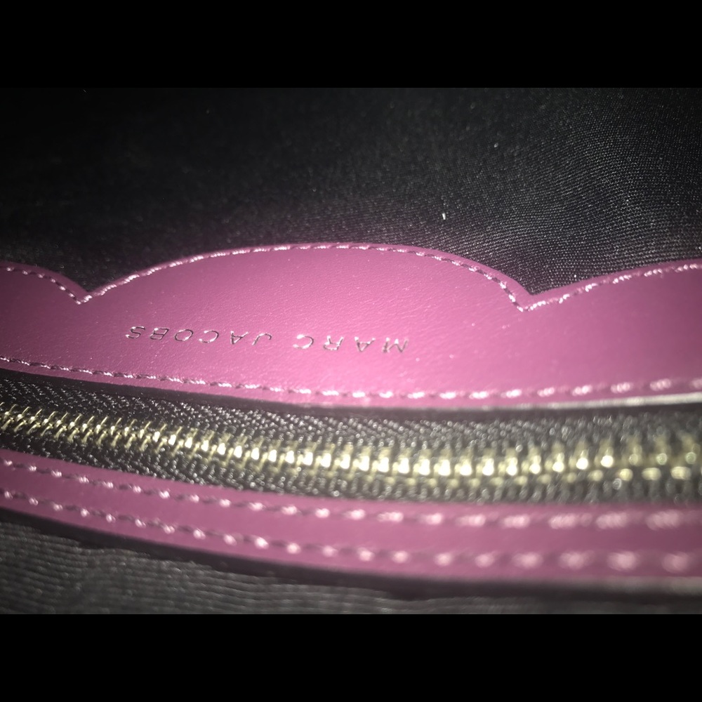 Marc Jacobs Purple Pebble Leather Handbag - Picture 7 of 8
